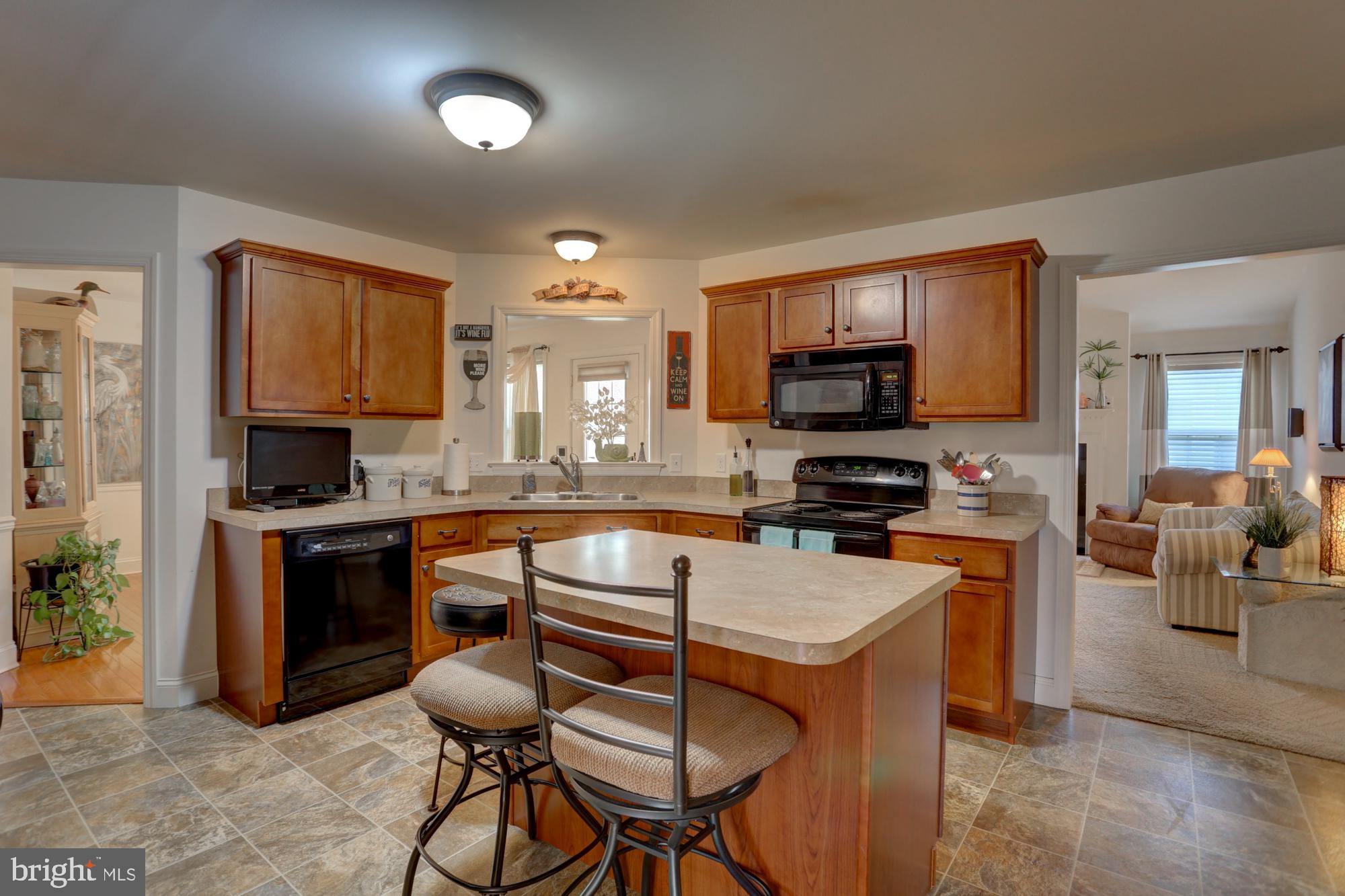 ELM TREE - Residential