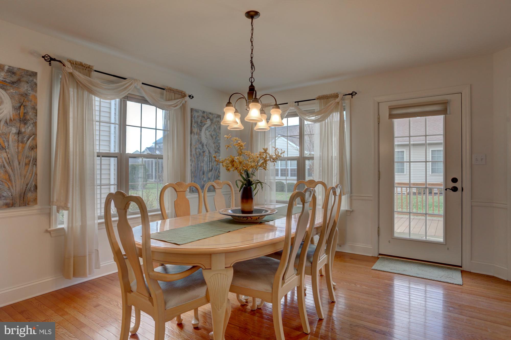 ELM TREE - Residential