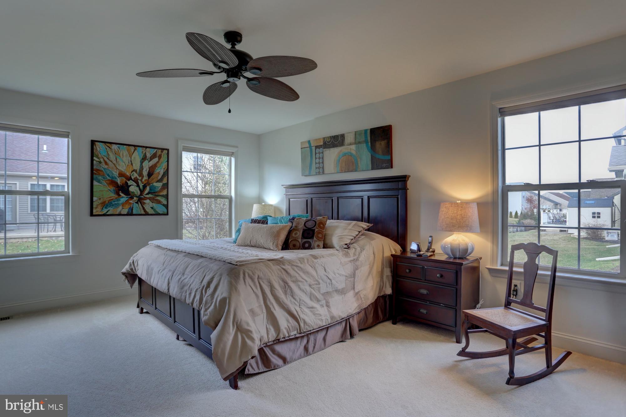 ELM TREE - Residential