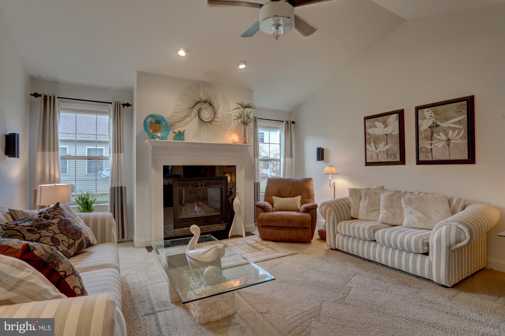 ELM TREE - Residential