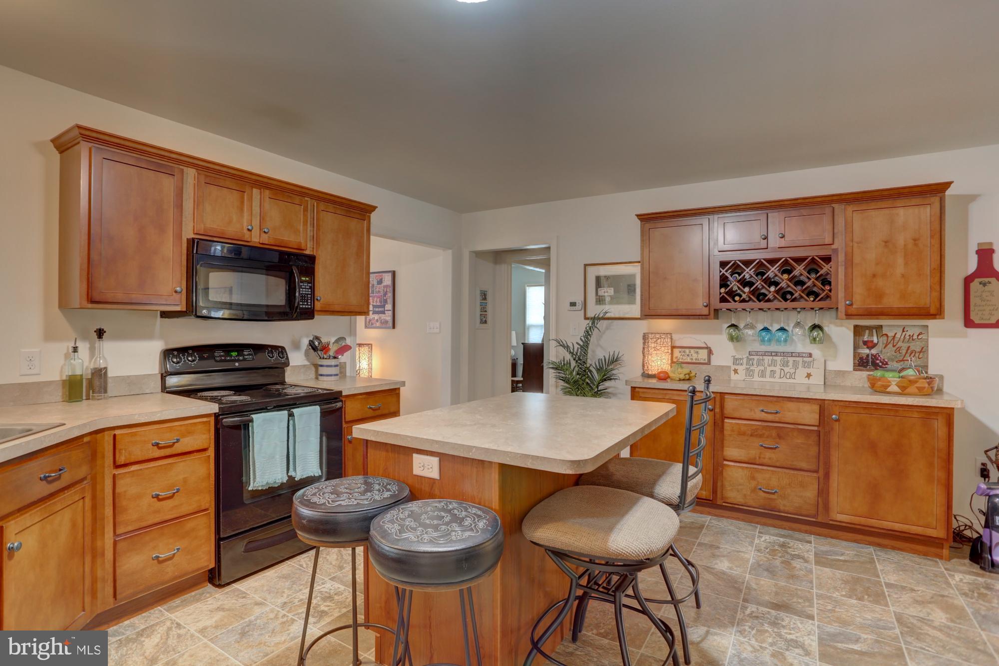 ELM TREE - Residential