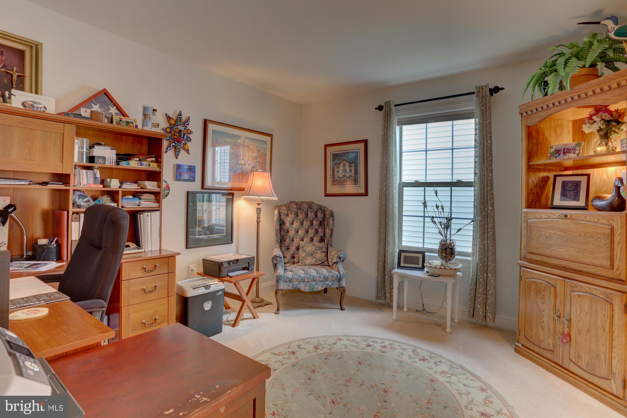 ELM TREE - Residential