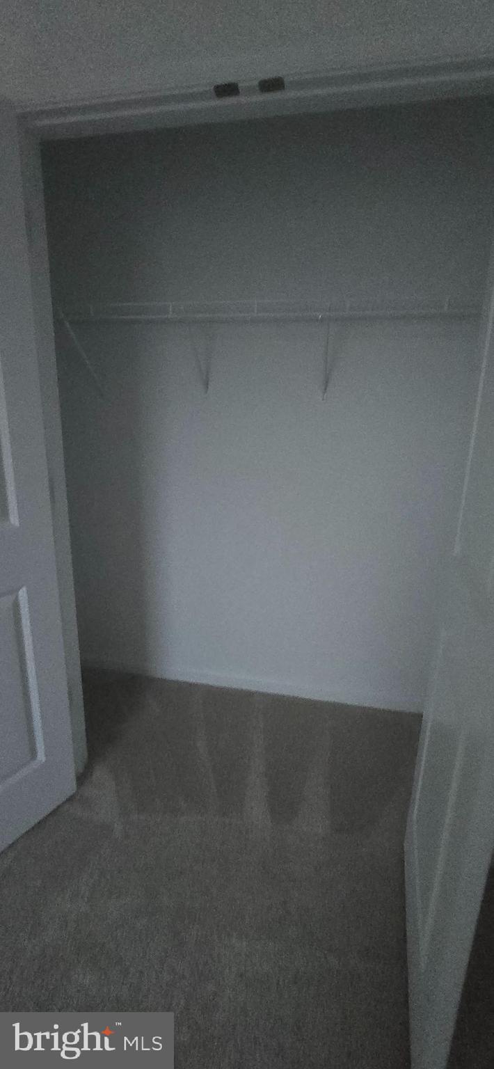 KING'S CROSSING - Residential Lease