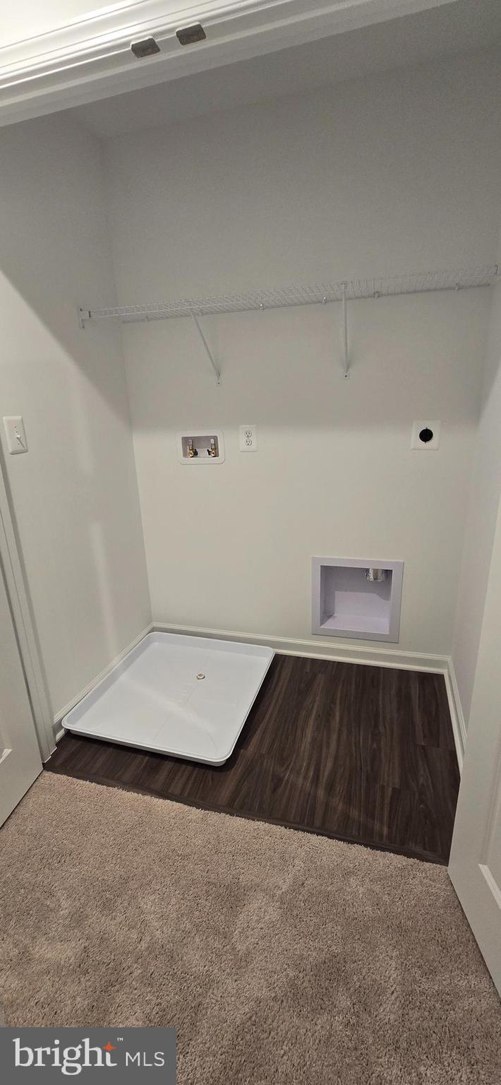 KING'S CROSSING - Residential Lease