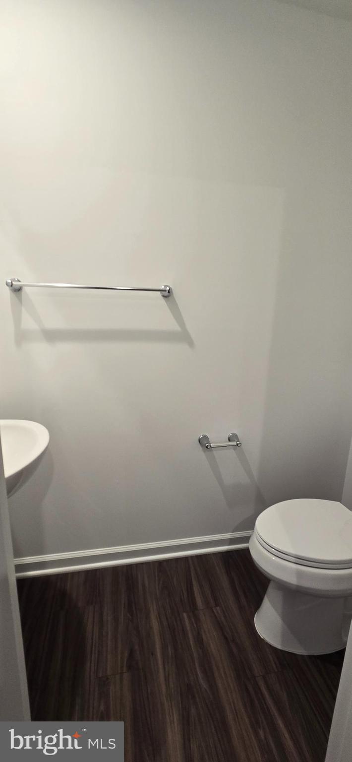 KING'S CROSSING - Residential Lease