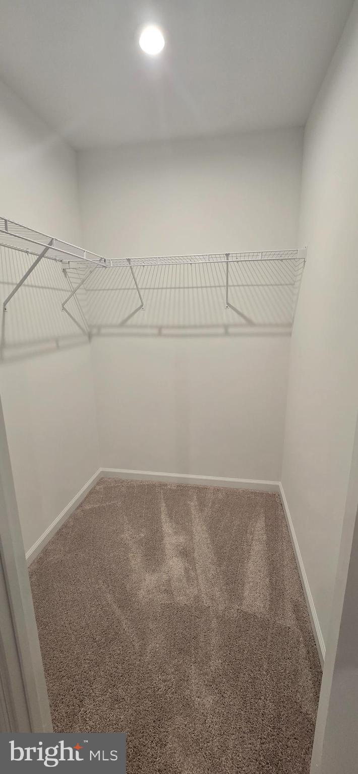 KING'S CROSSING - Residential Lease