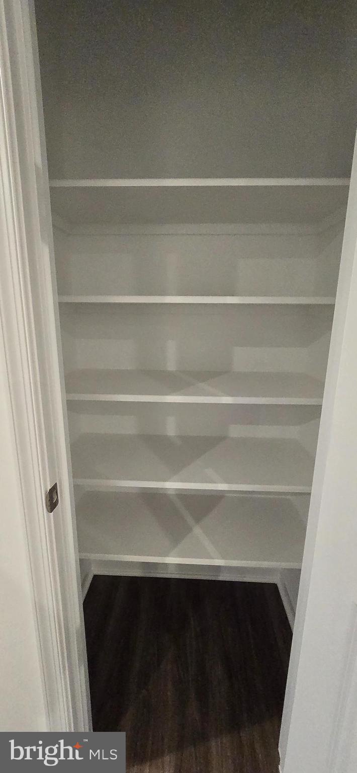 KING'S CROSSING - Residential Lease