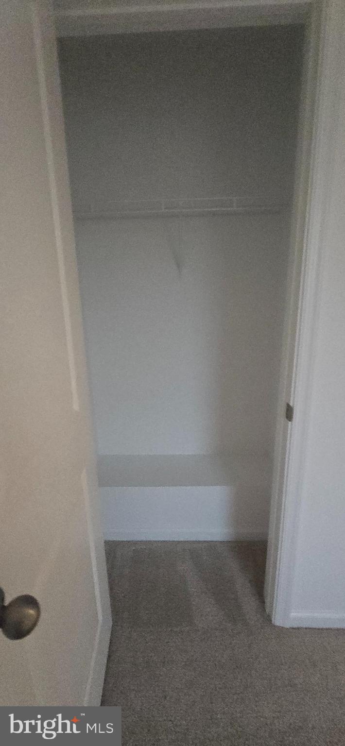 KING'S CROSSING - Residential Lease