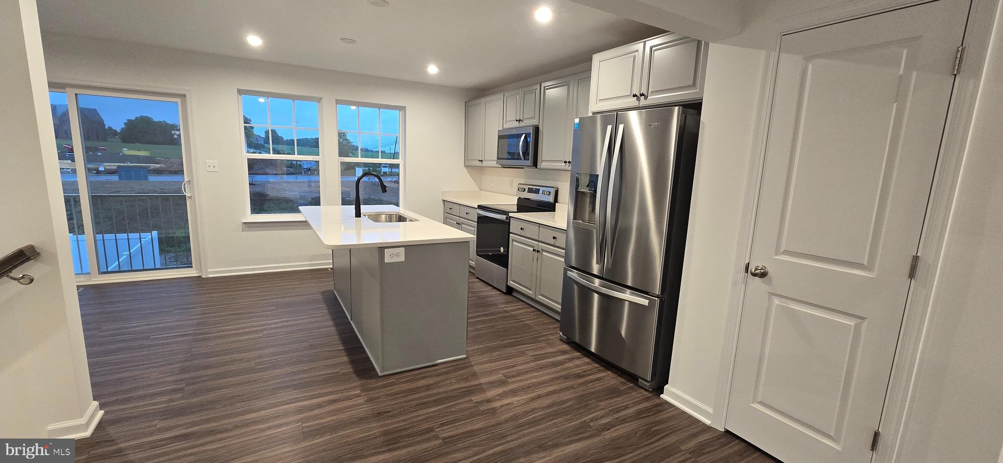 KING'S CROSSING - Residential Lease