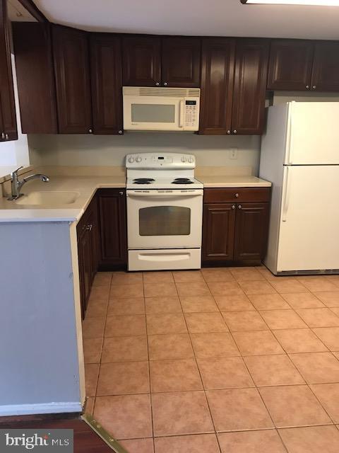 CHURCHILL TOWN SECTOR - Residential