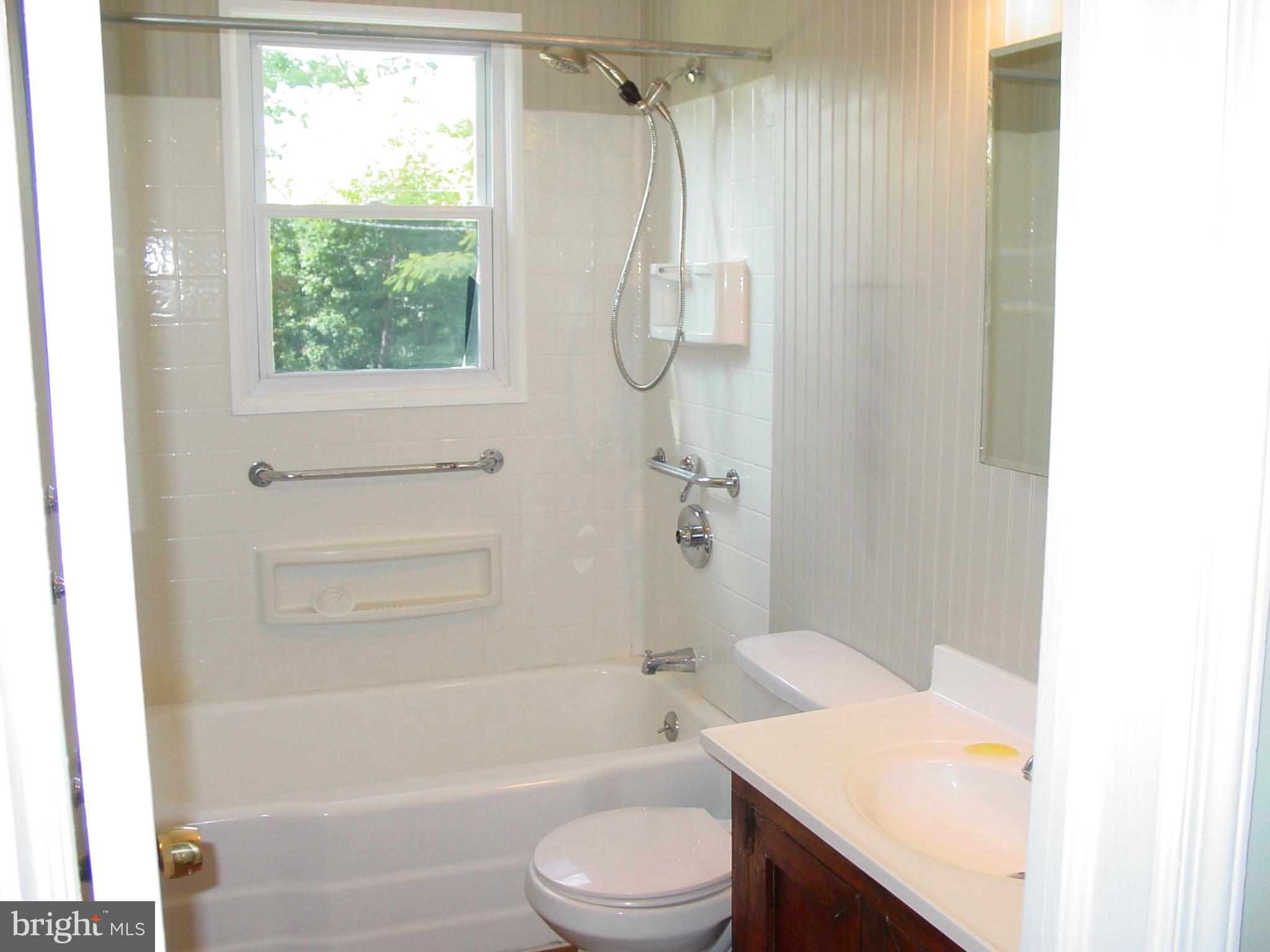 HILLENDALE PARK - Residential