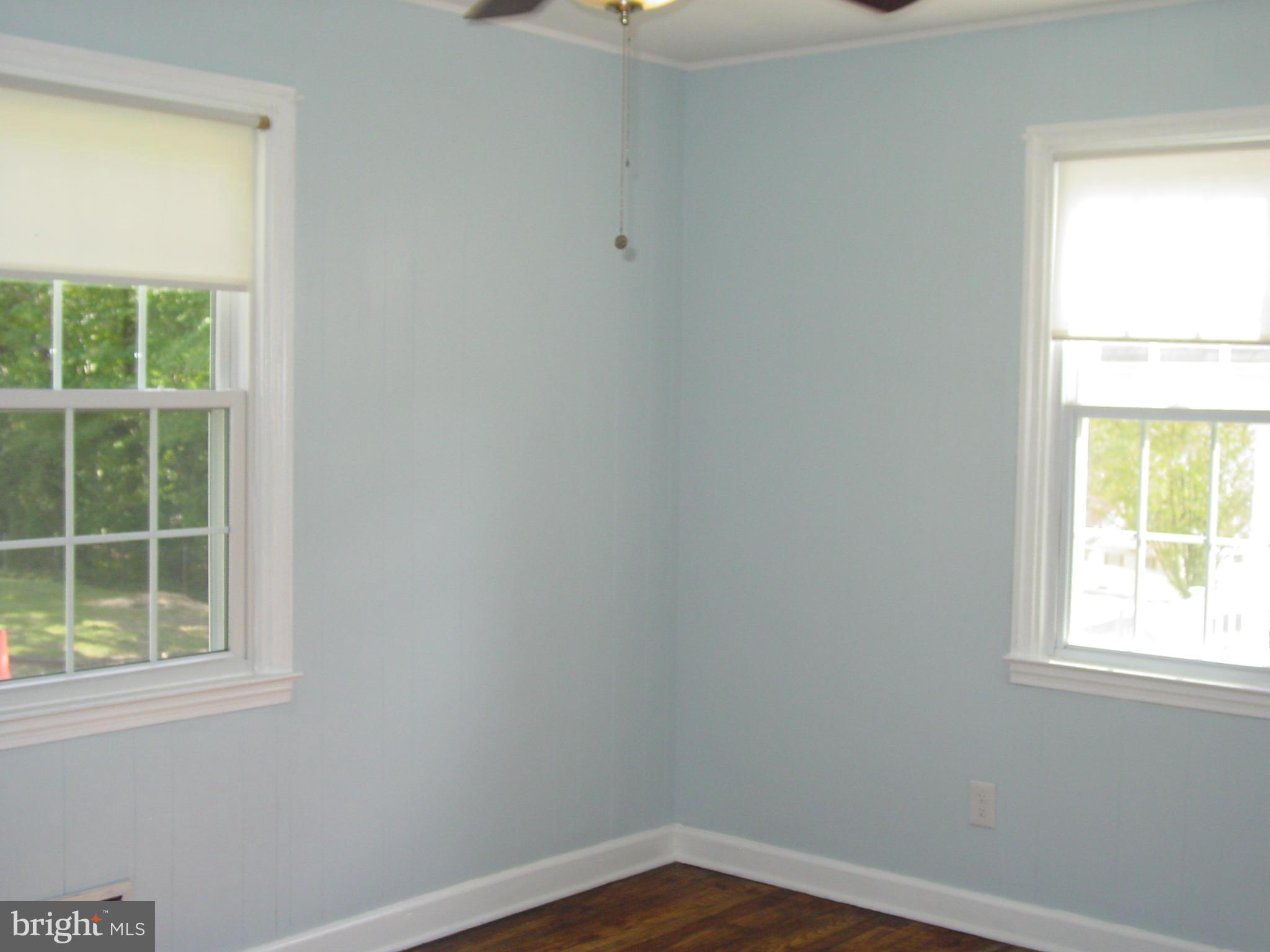 HILLENDALE PARK - Residential