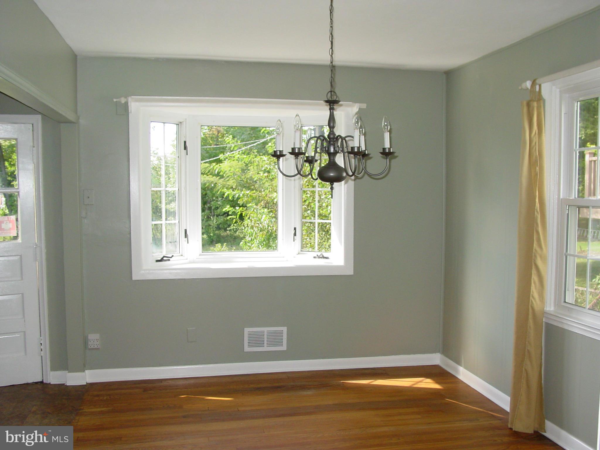 HILLENDALE PARK - Residential