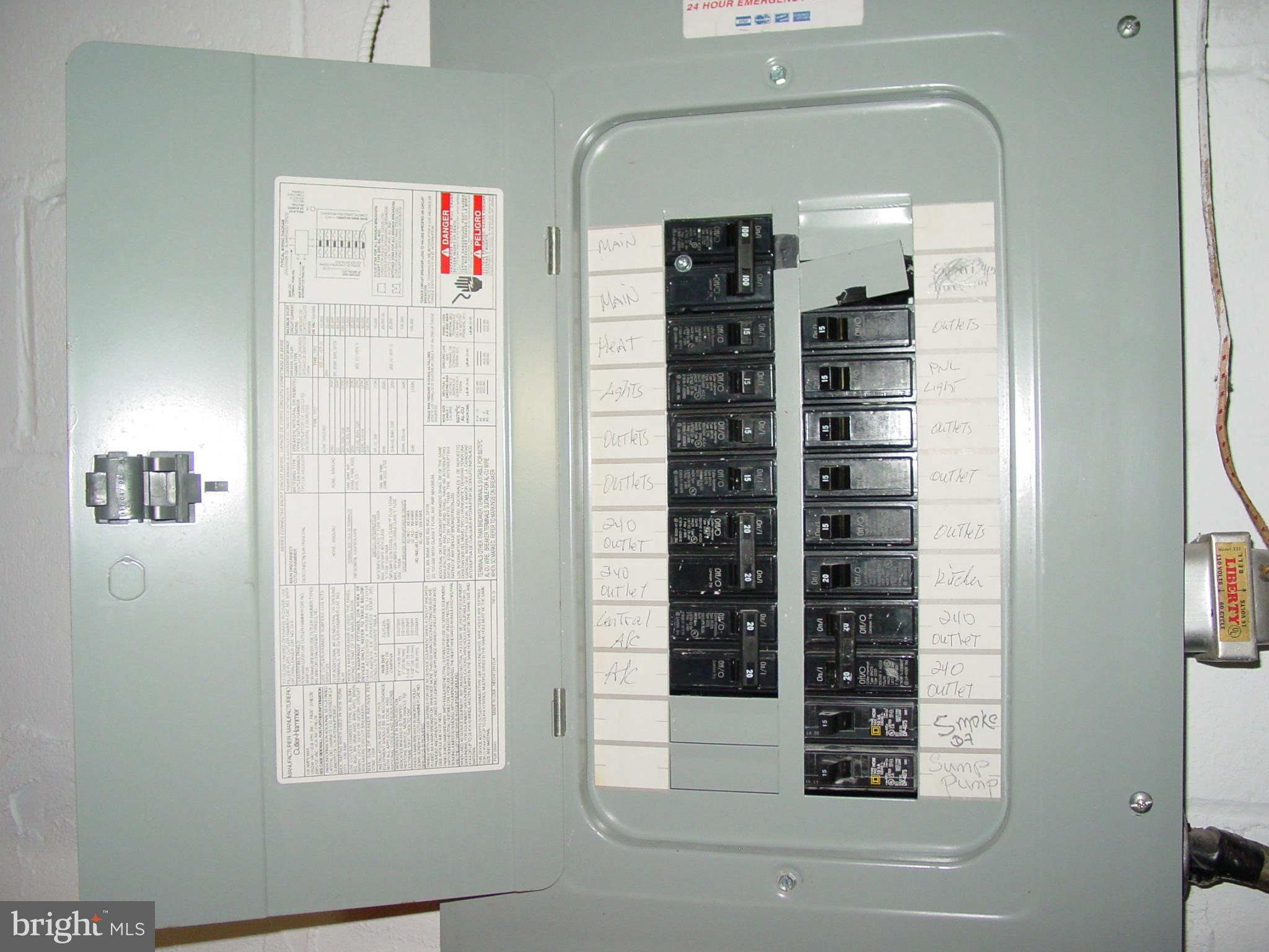 HILLENDALE PARK - Residential