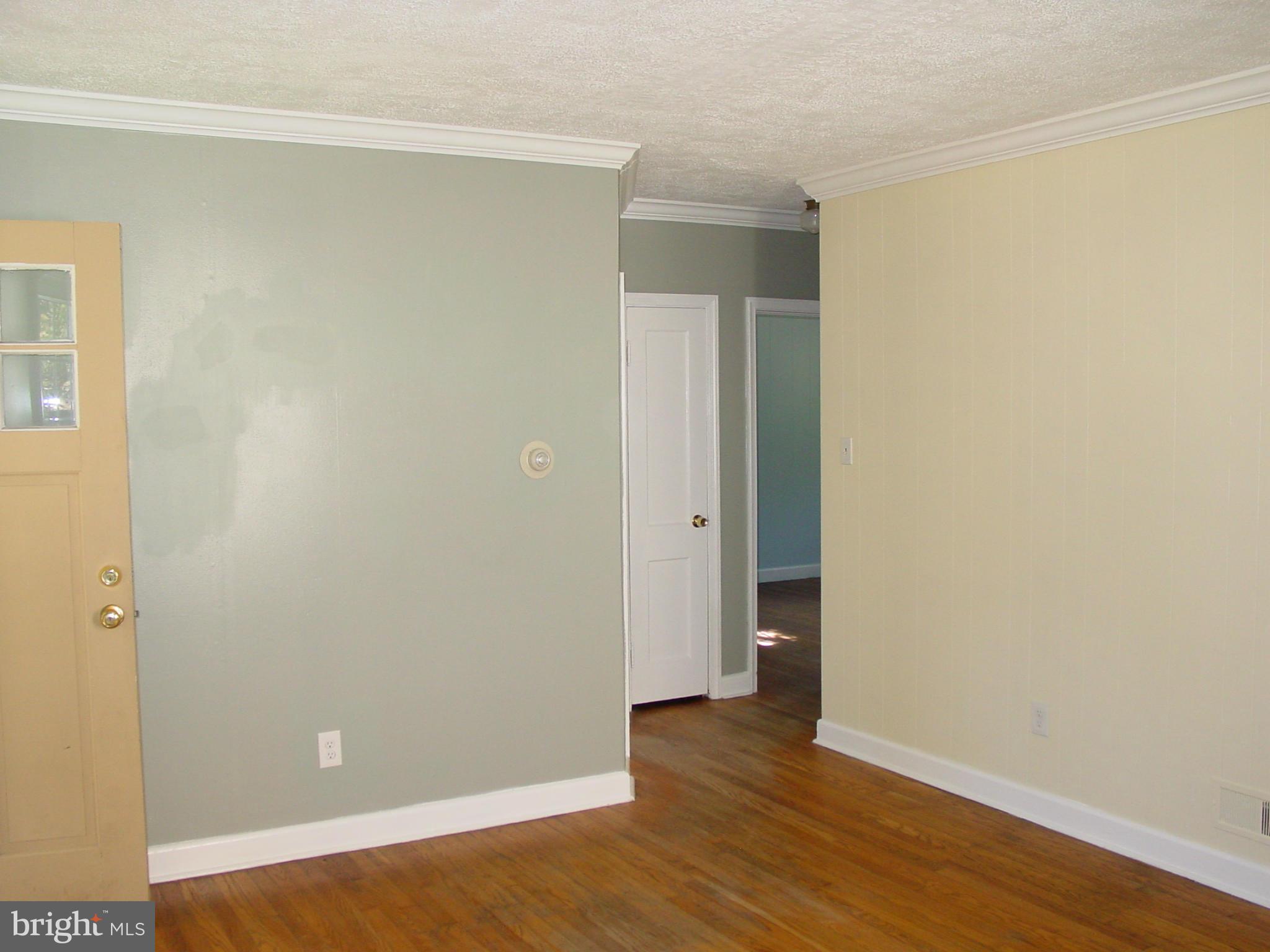 HILLENDALE PARK - Residential