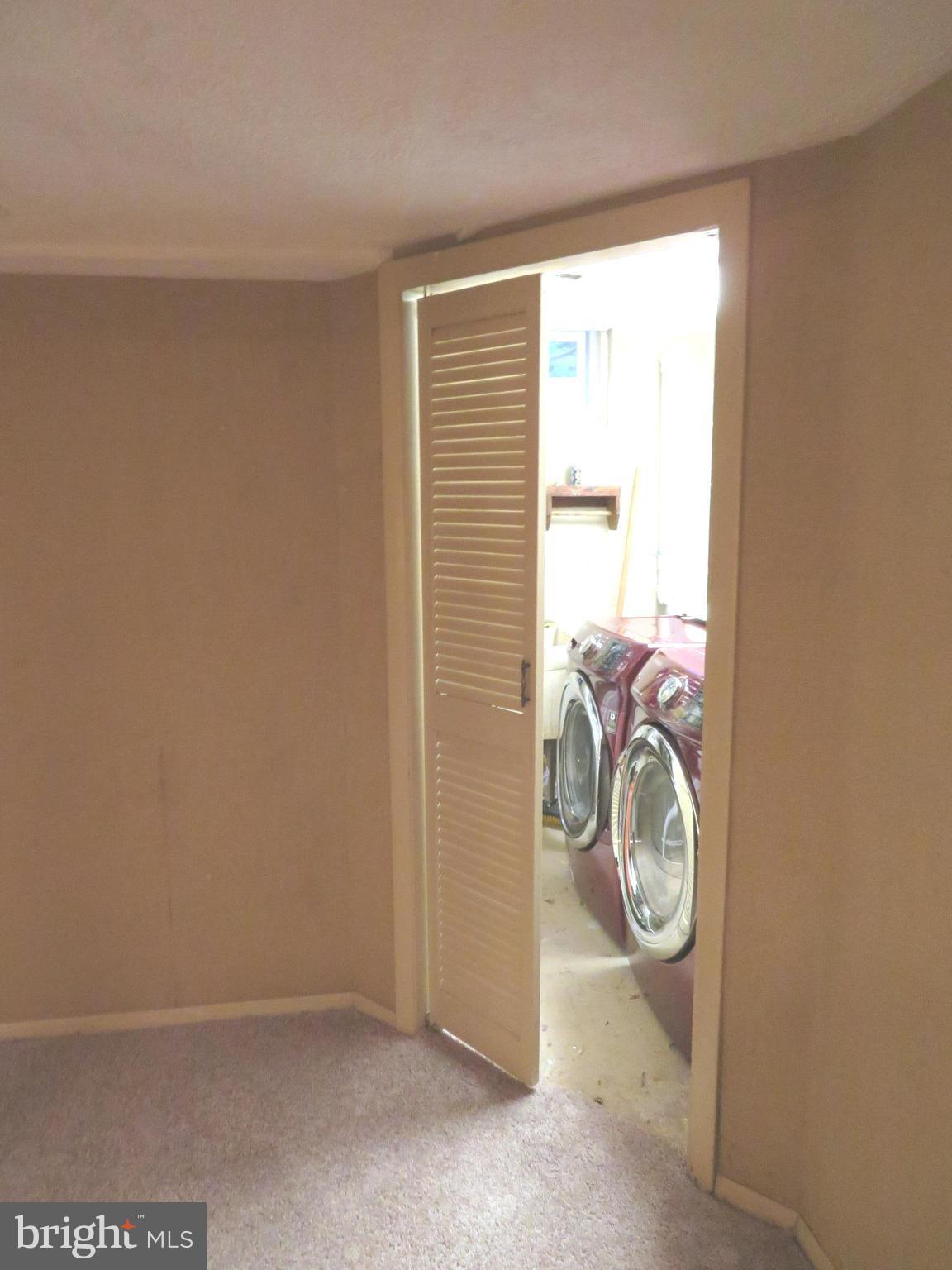 HOLLYWOOD - Residential