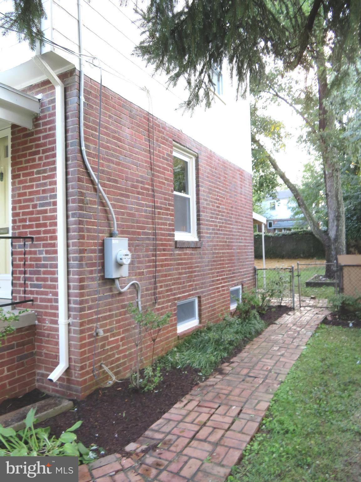 HOLLYWOOD - Residential