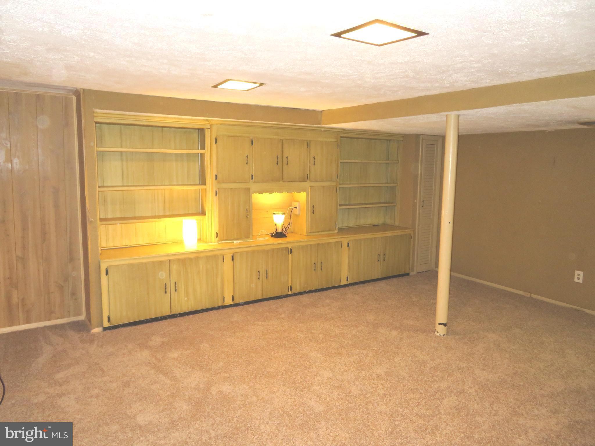 HOLLYWOOD - Residential