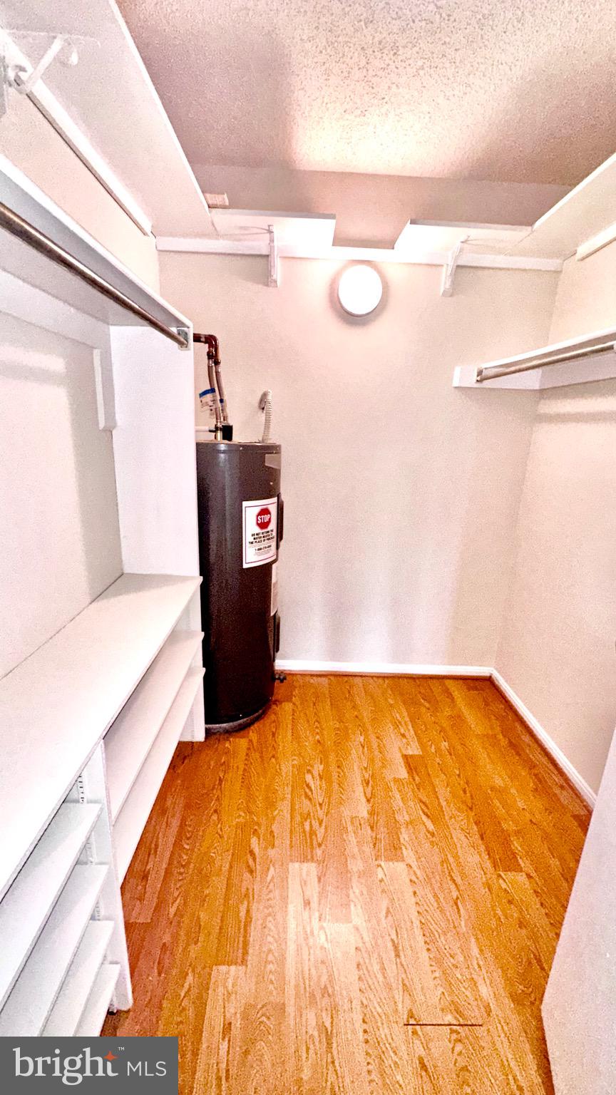 CHELSEA TOWERS - Residential Lease