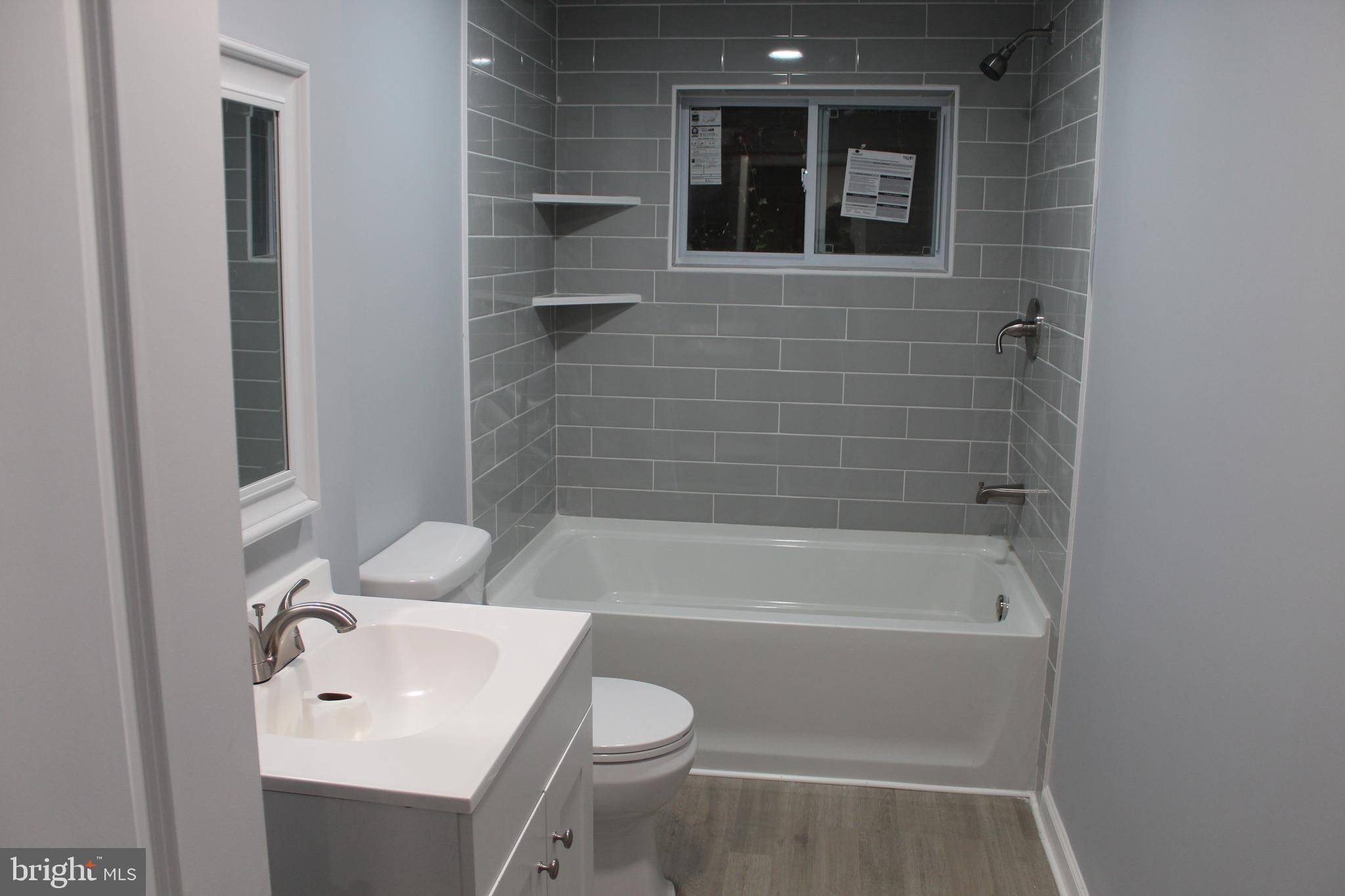 NORTH END - Residential