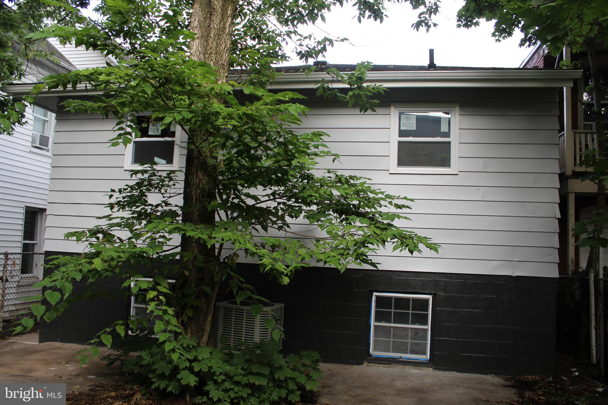 NORTH END - Residential