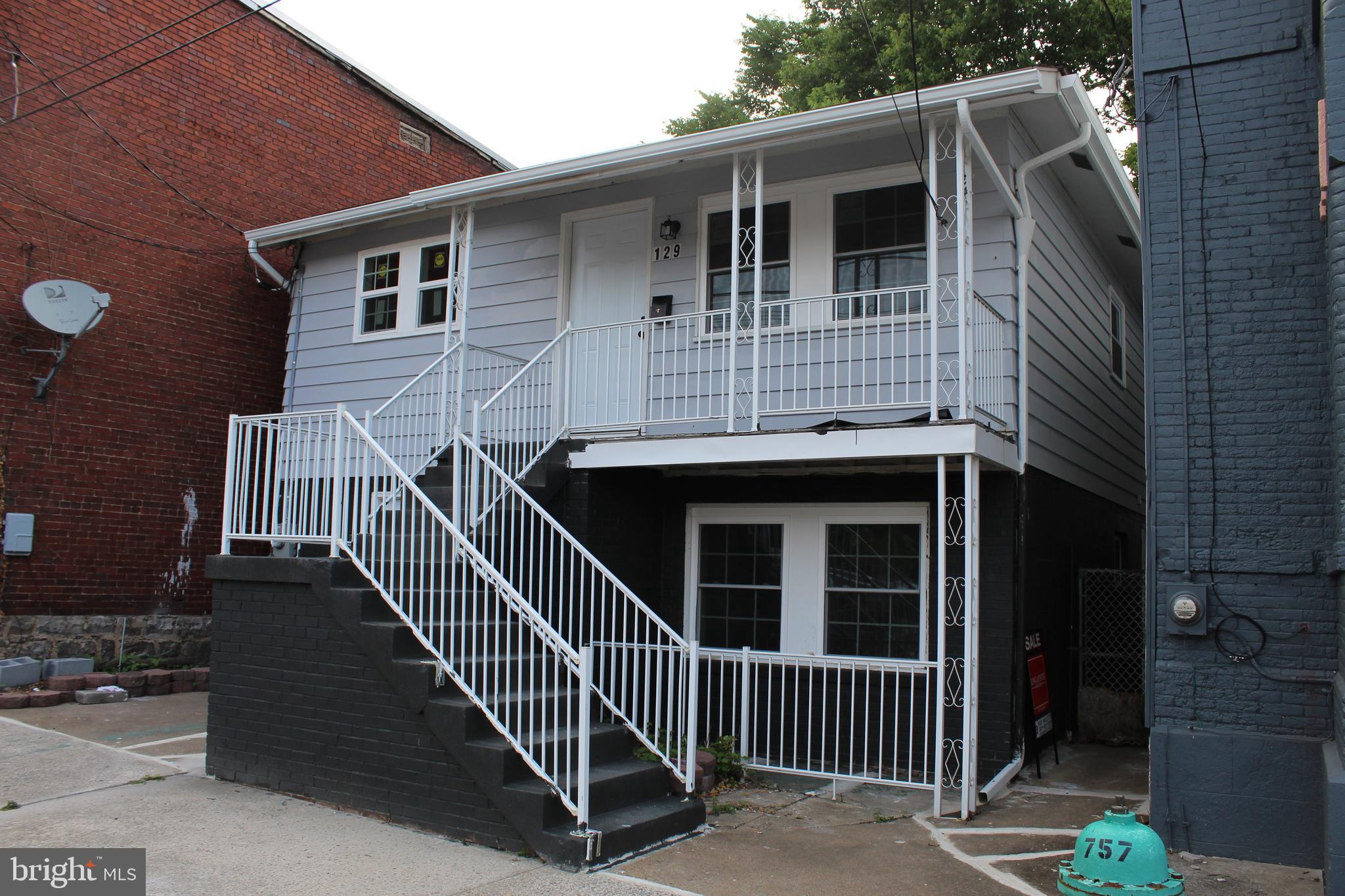 NORTH END - Residential