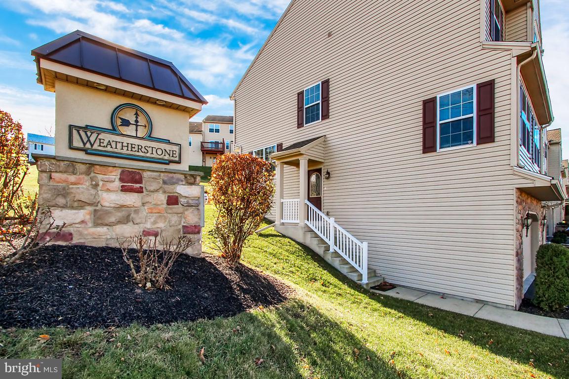 WEATHERSTONE - Residential