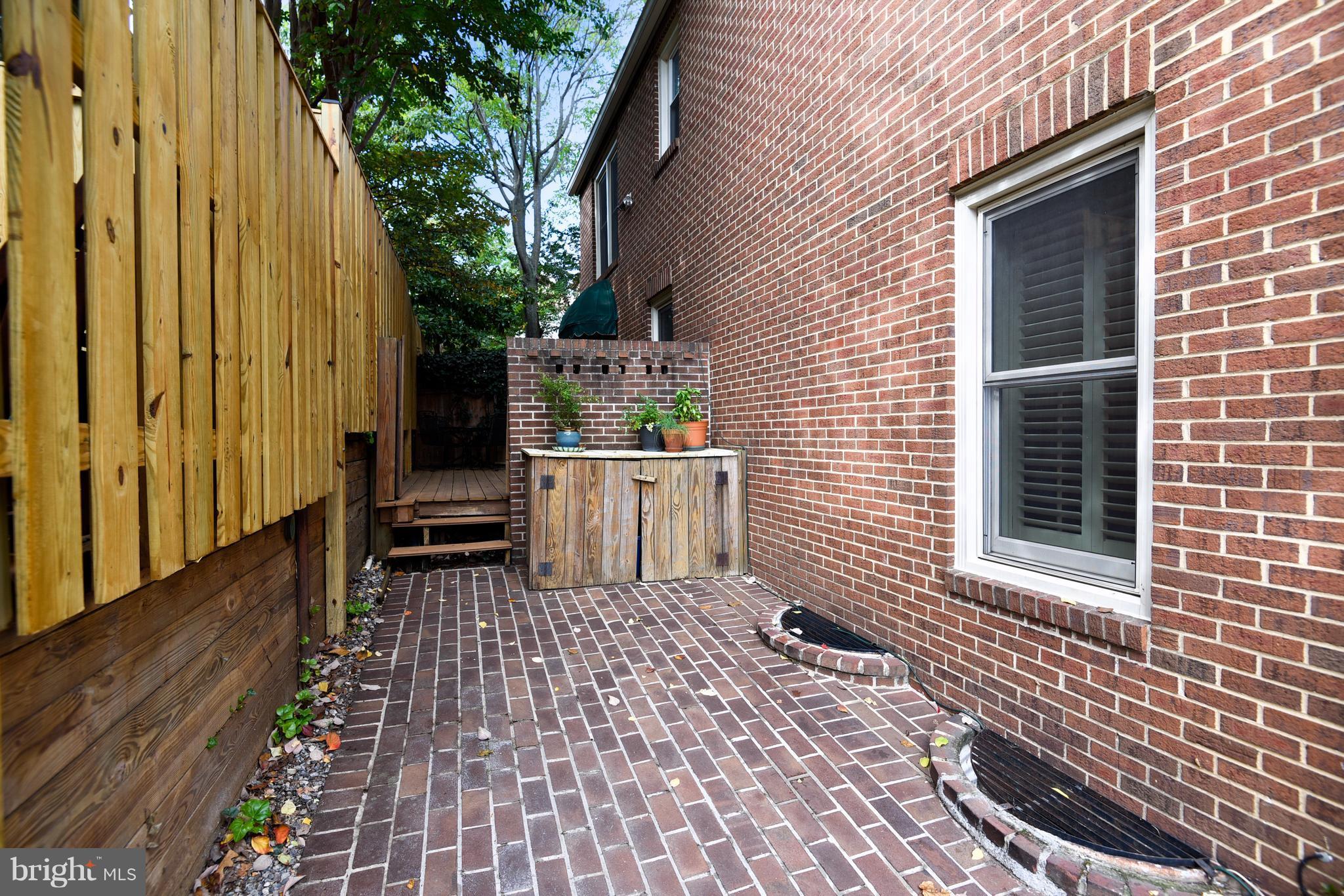 OLD TOWN - Residential