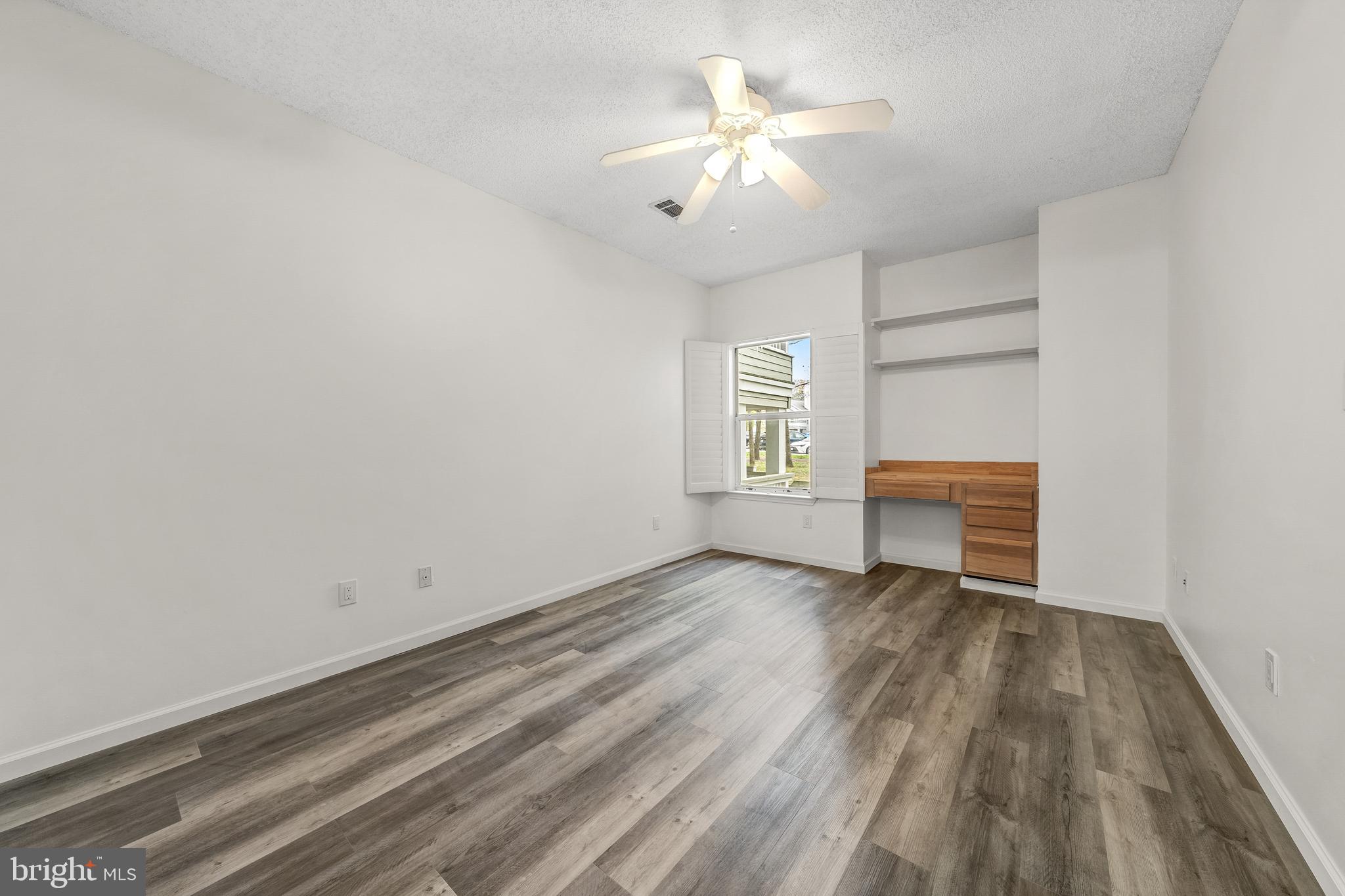 STONECROFT CONDO - Residential Lease