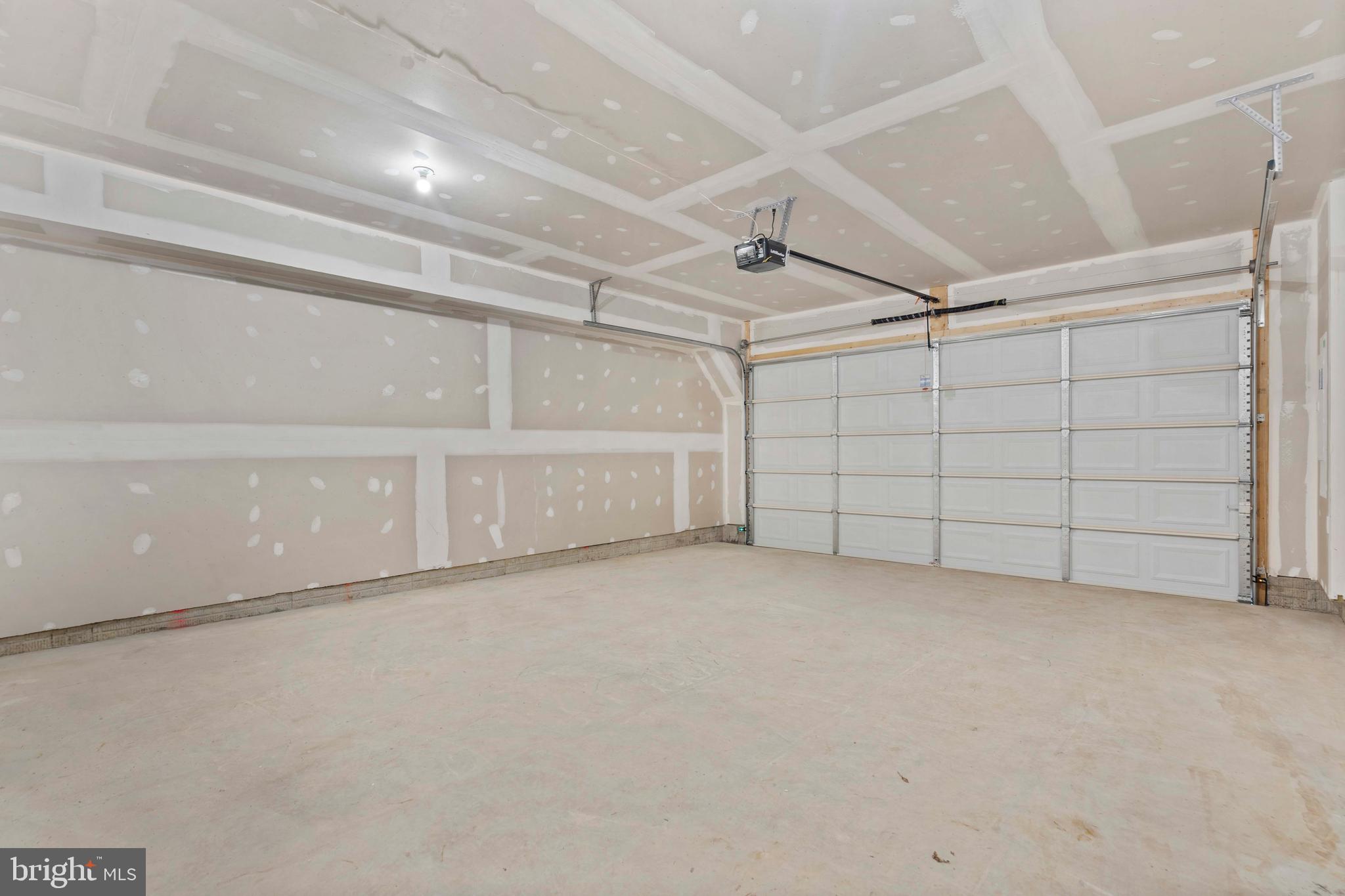 CANTERBURY STATION - Residential Lease