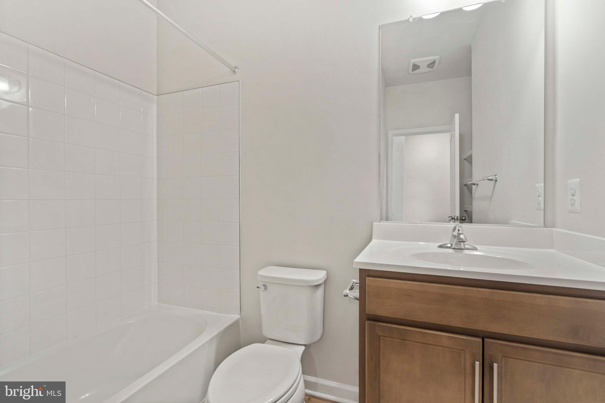 CANTERBURY STATION - Residential Lease