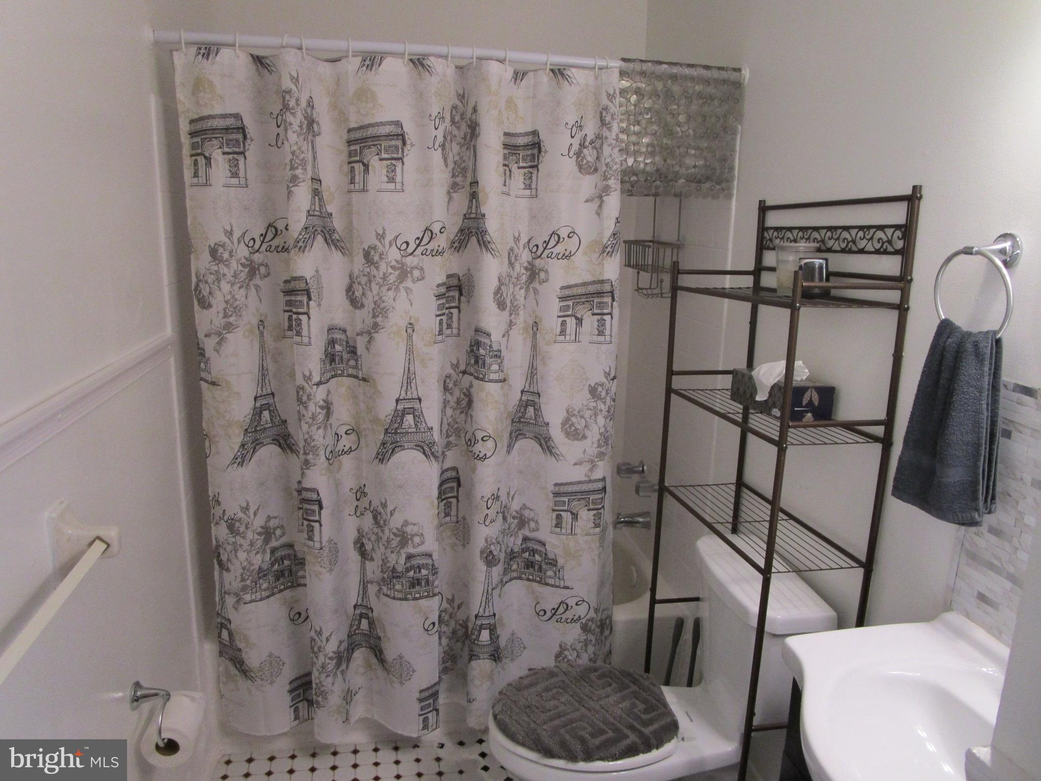 GERMANTOWN - Residential Lease