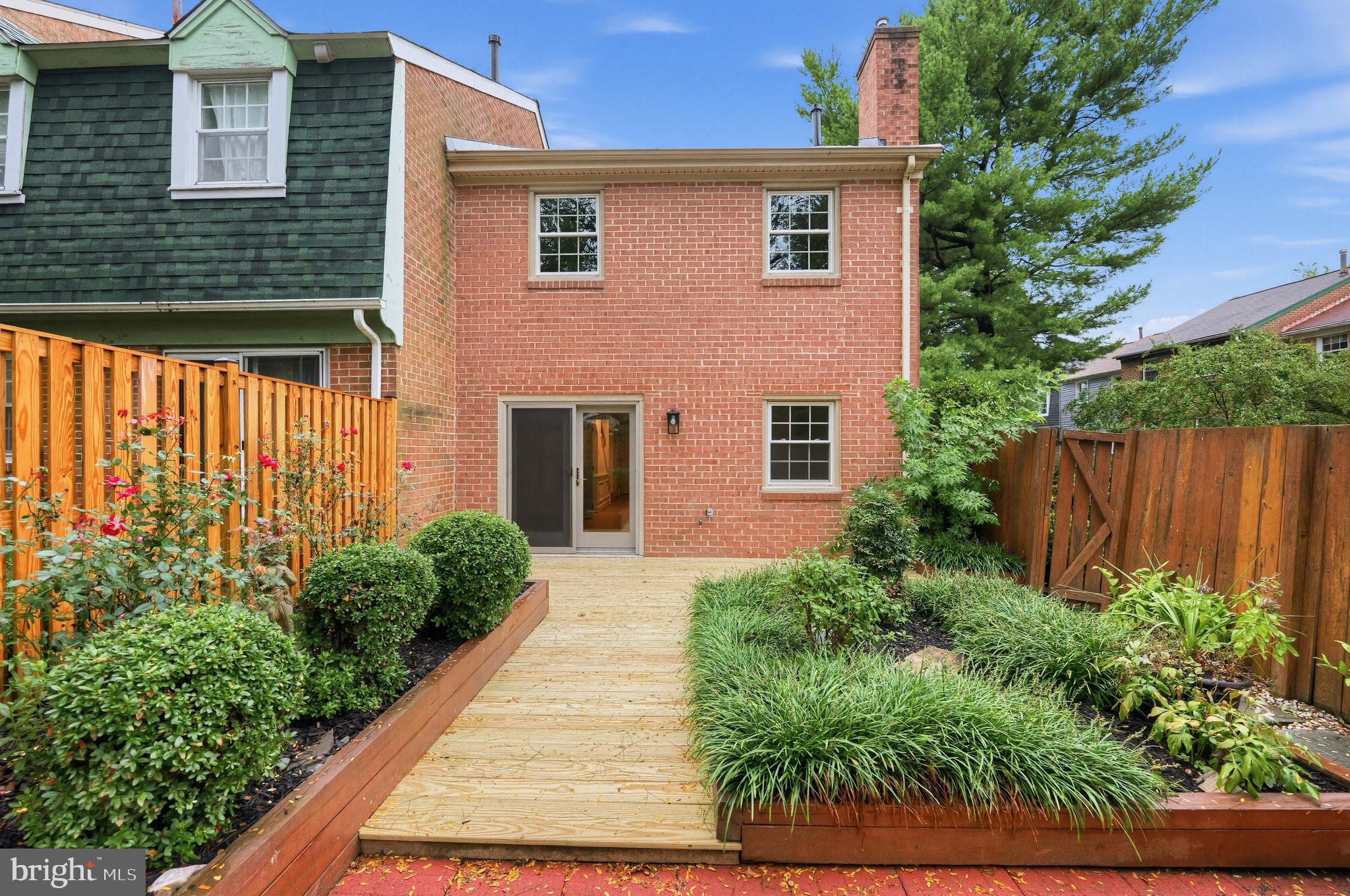 5810 ALDERLEAF PLACE