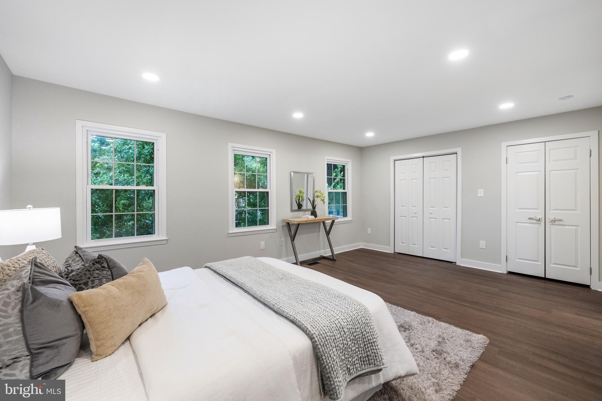 COMSTOCK - Residential