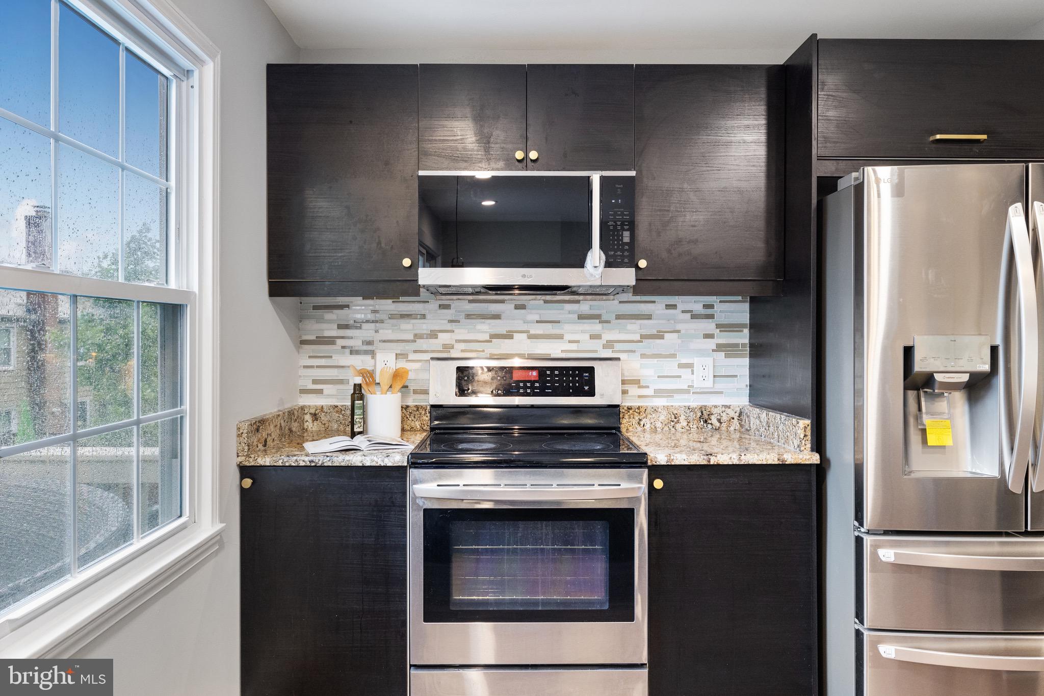 COMSTOCK - Residential