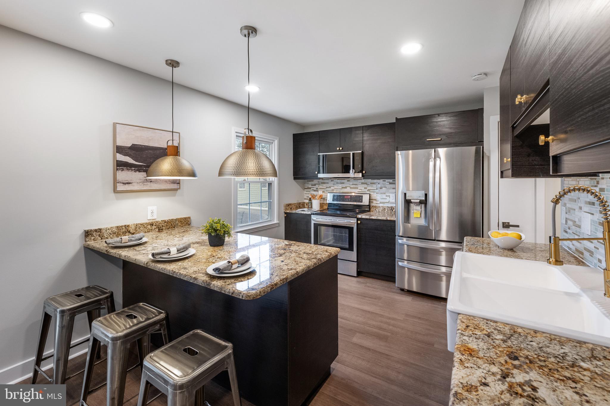 COMSTOCK - Residential