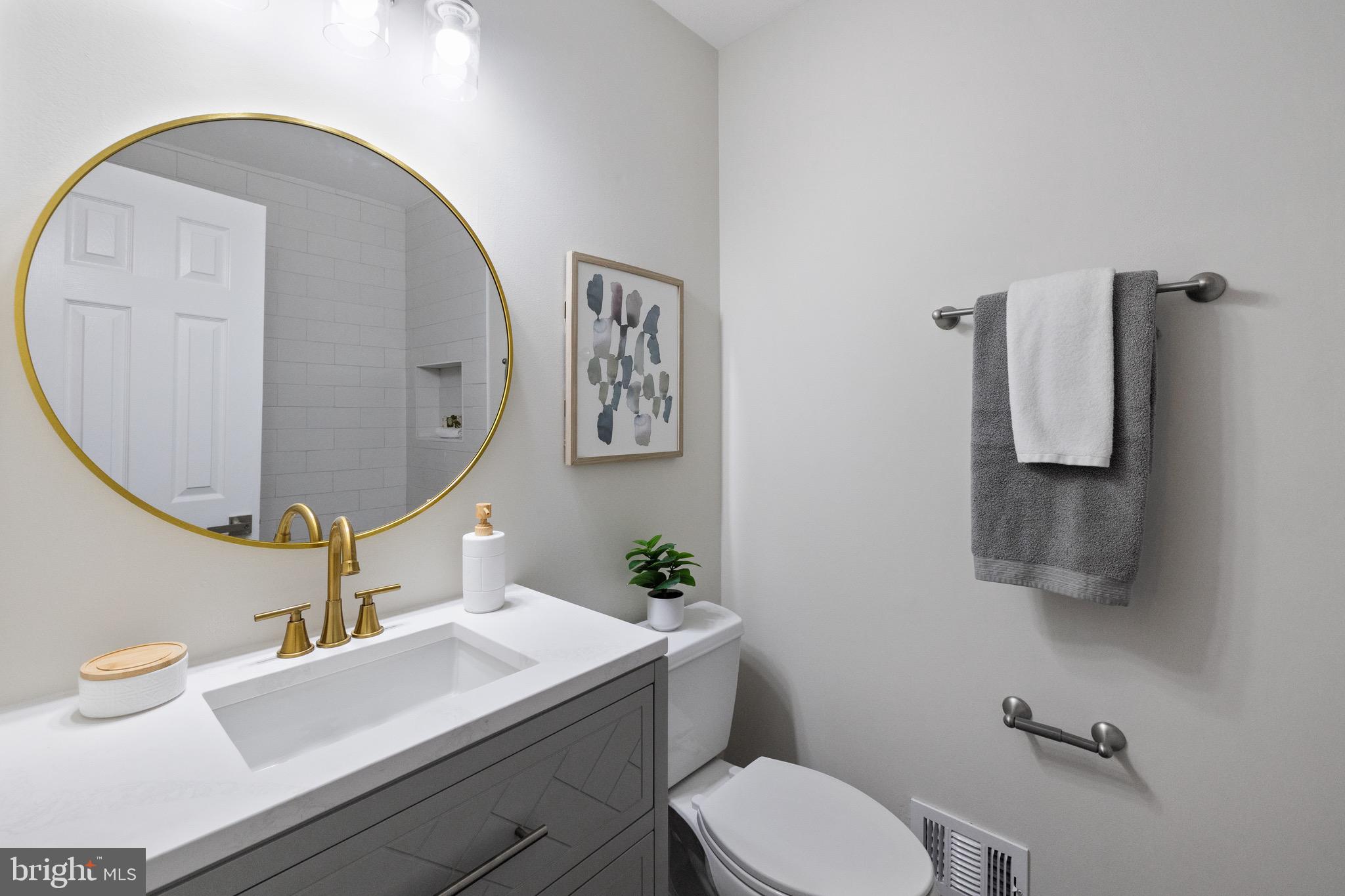 COMSTOCK - Residential