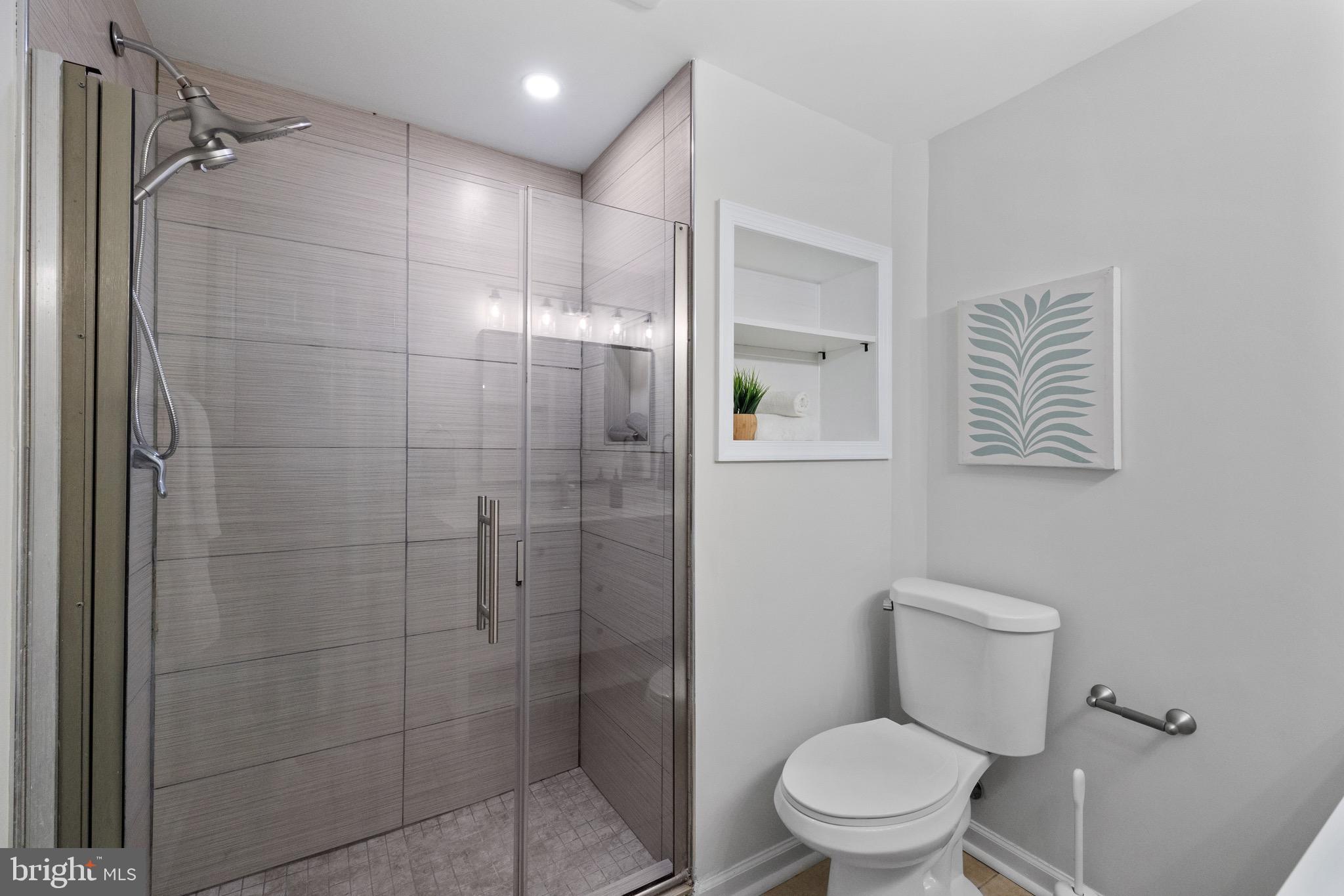 COMSTOCK - Residential