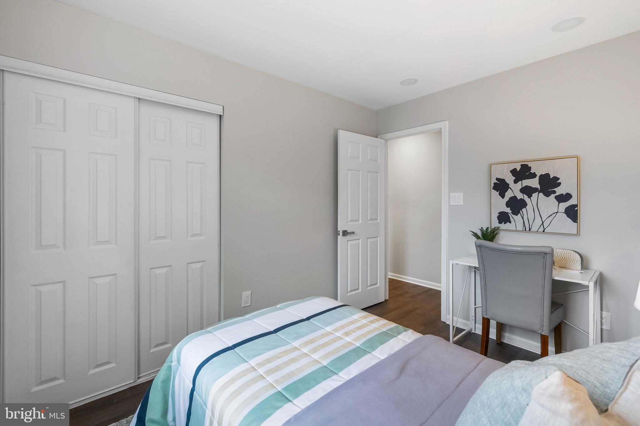 COMSTOCK - Residential