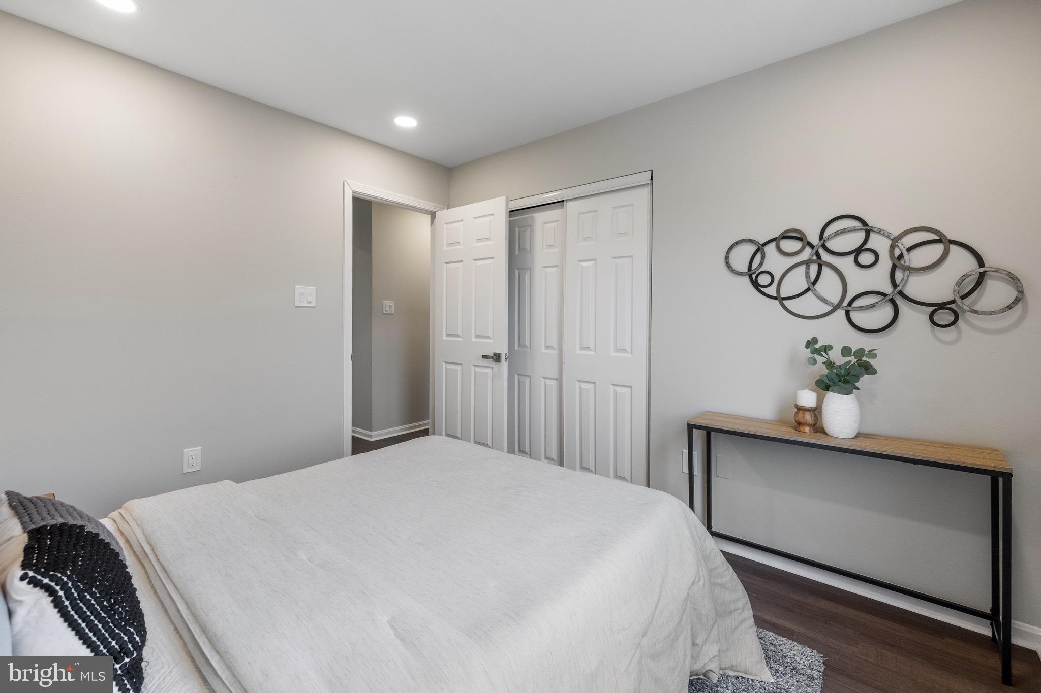 COMSTOCK - Residential