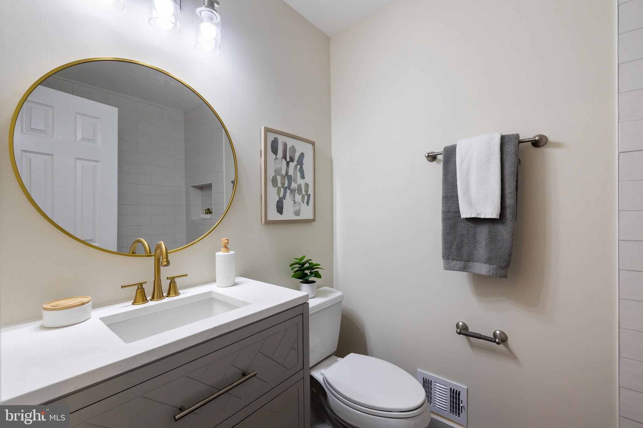 COMSTOCK - Residential