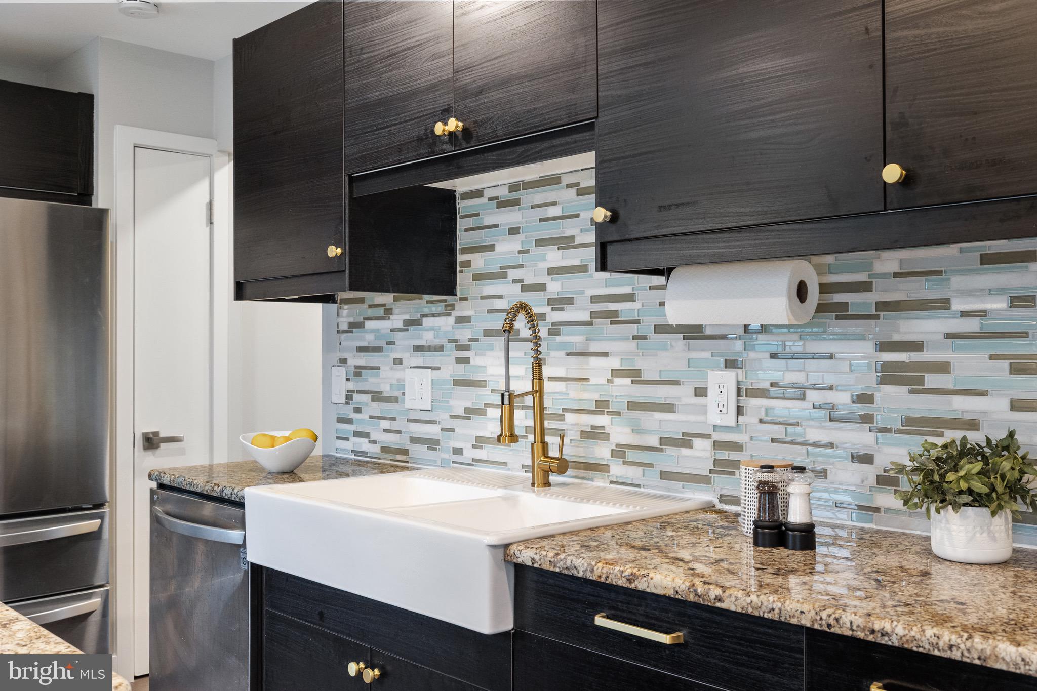 COMSTOCK - Residential