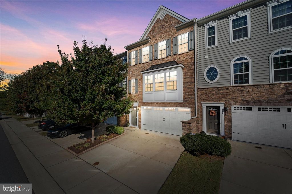Photo of 748 Stonehouse Way, HOCKESSIN, DE 19707 (MLS # DENC2090802)
