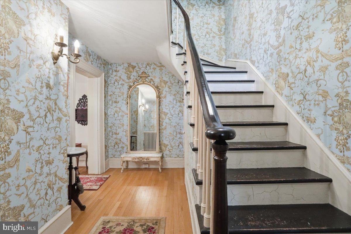 CHAMBERSBURG - Residential