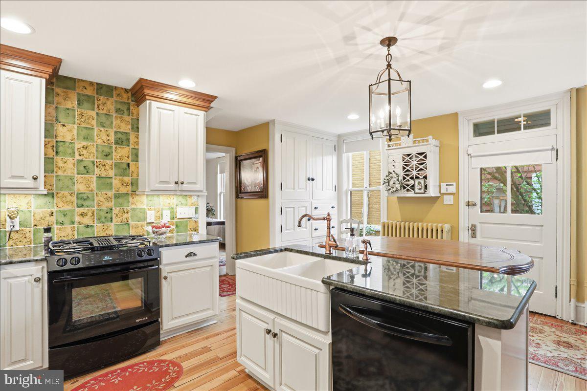 CHAMBERSBURG - Residential