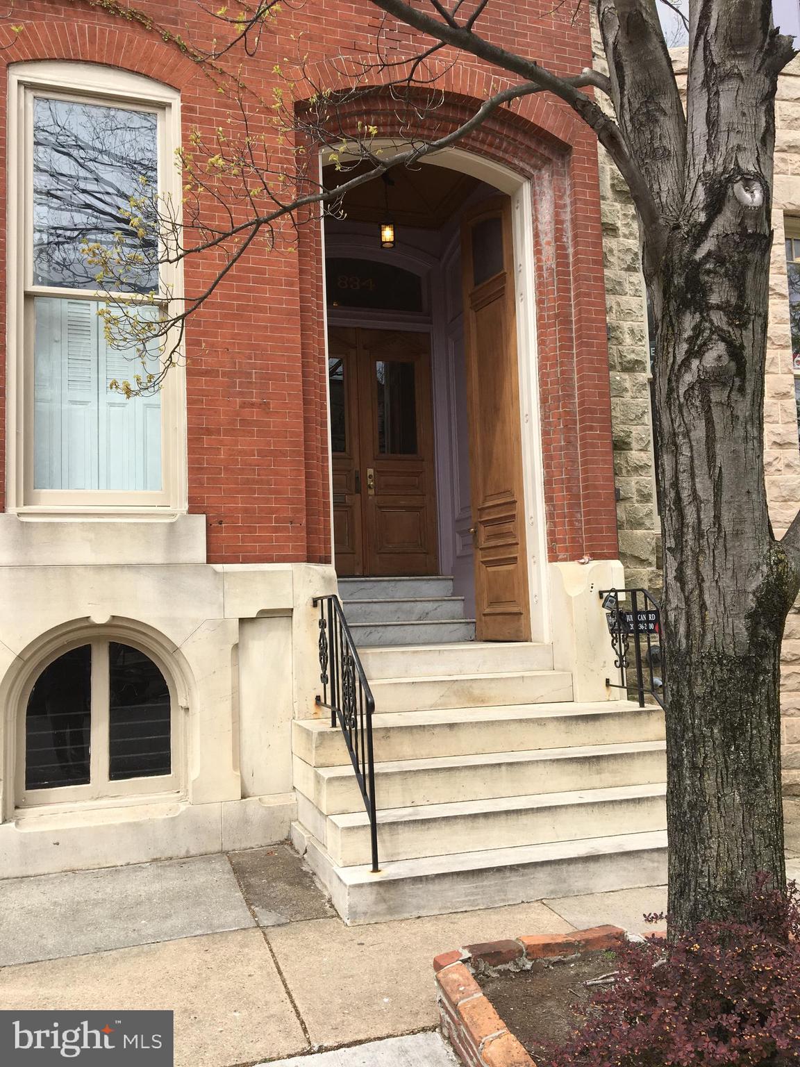 MOUNT VERNON PLACE HISTORIC DISTRICT - Residential Lease