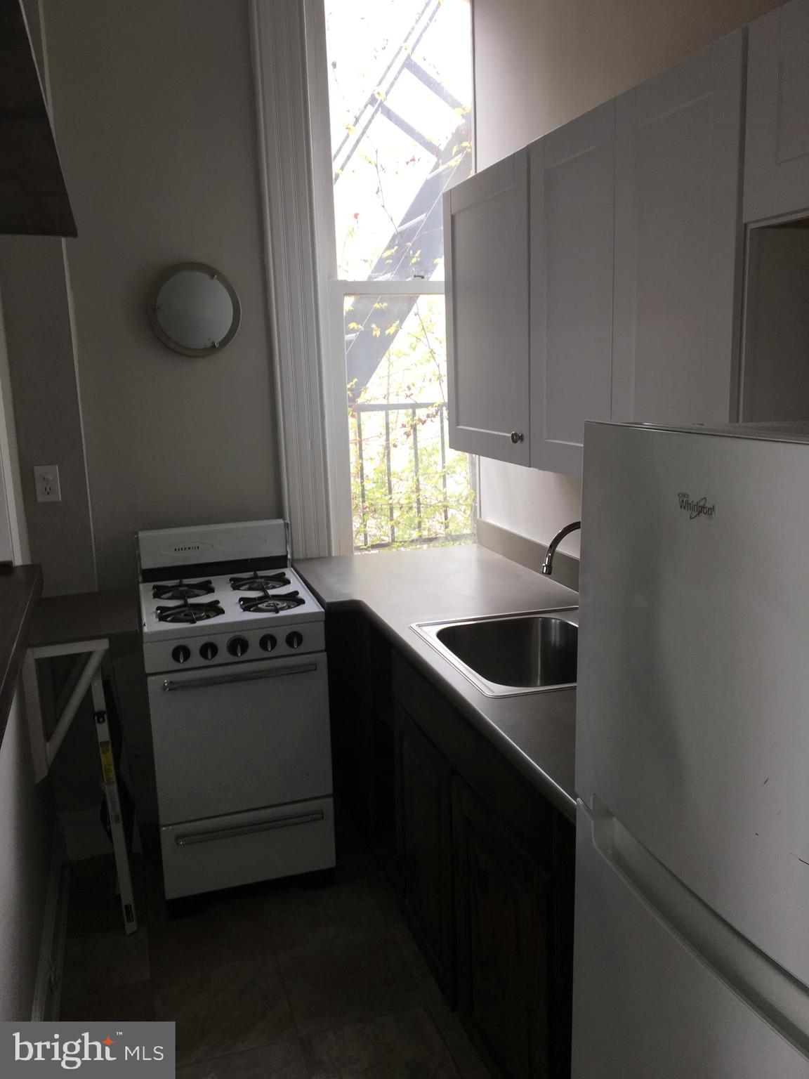 MOUNT VERNON PLACE HISTORIC DISTRICT - Residential Lease