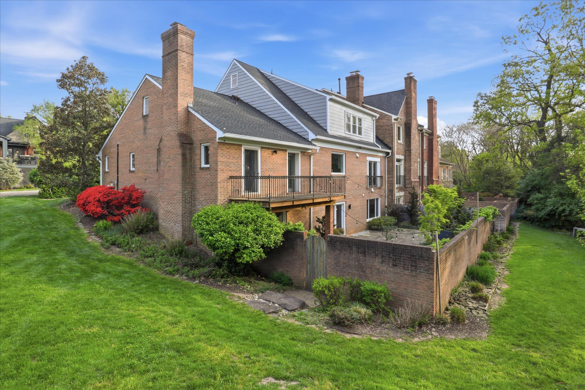 THE GLEBE - Residential