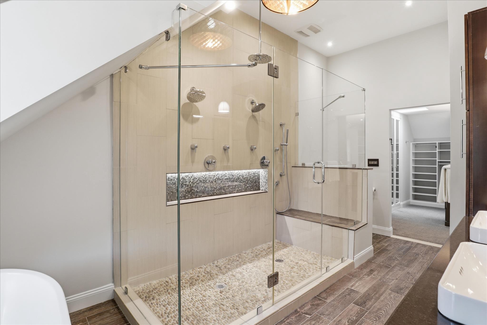 THE GLEBE - Residential