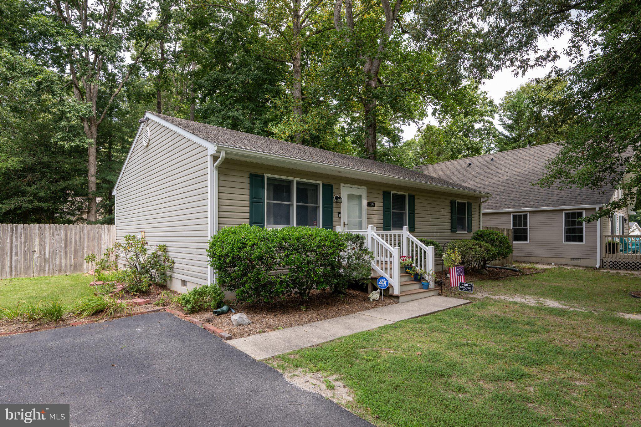32155 ROBIN HOODS LOOP